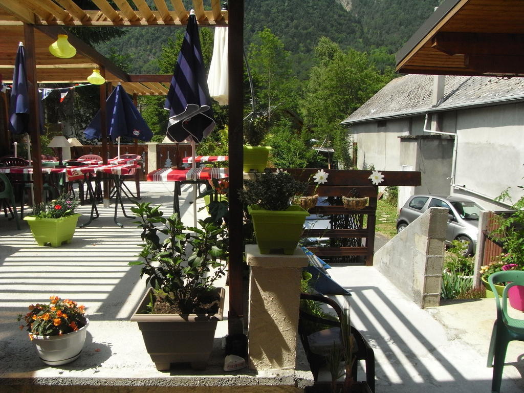 Hotel Le Terminus Le Bourg-d'Oisans Exterior photo